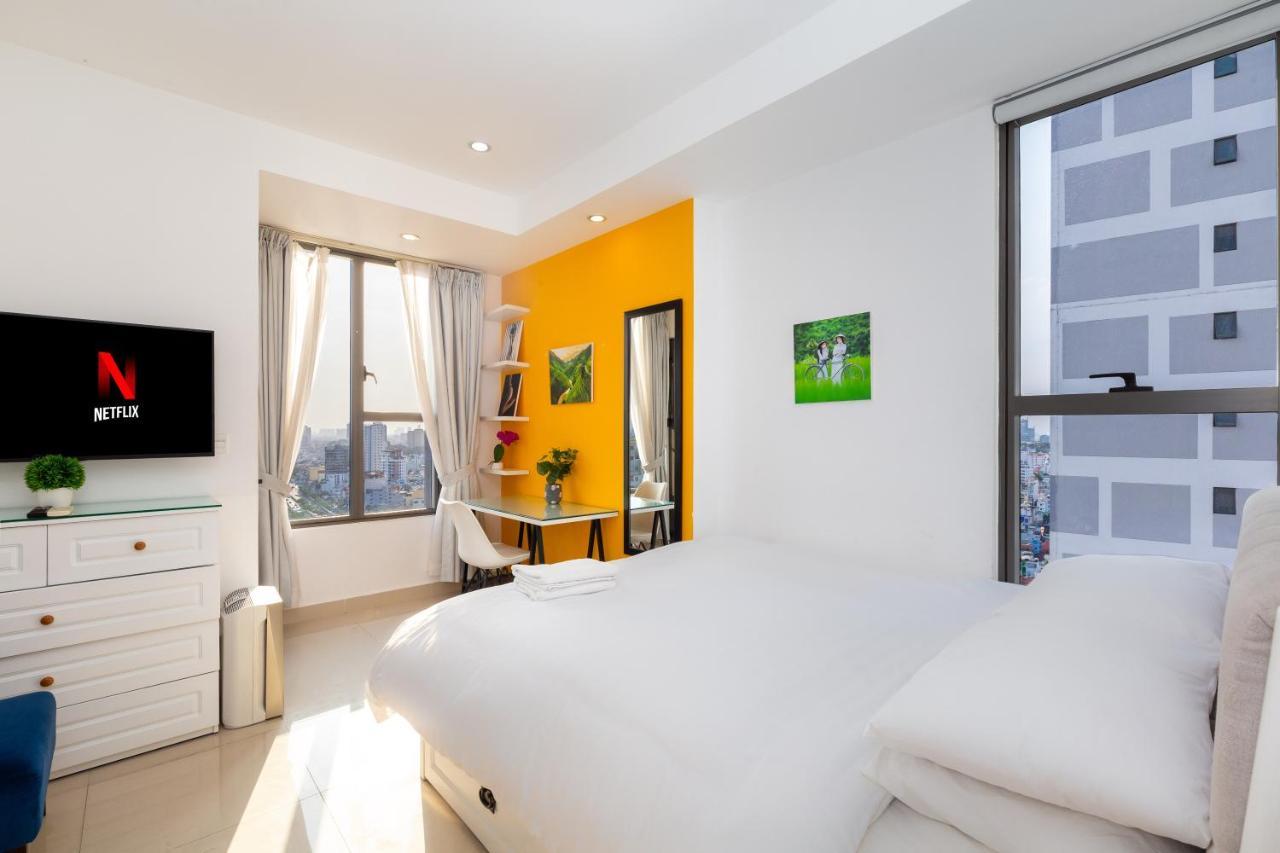Serene Premier Apartment - River Gate ホーチミン市 エクステリア 写真