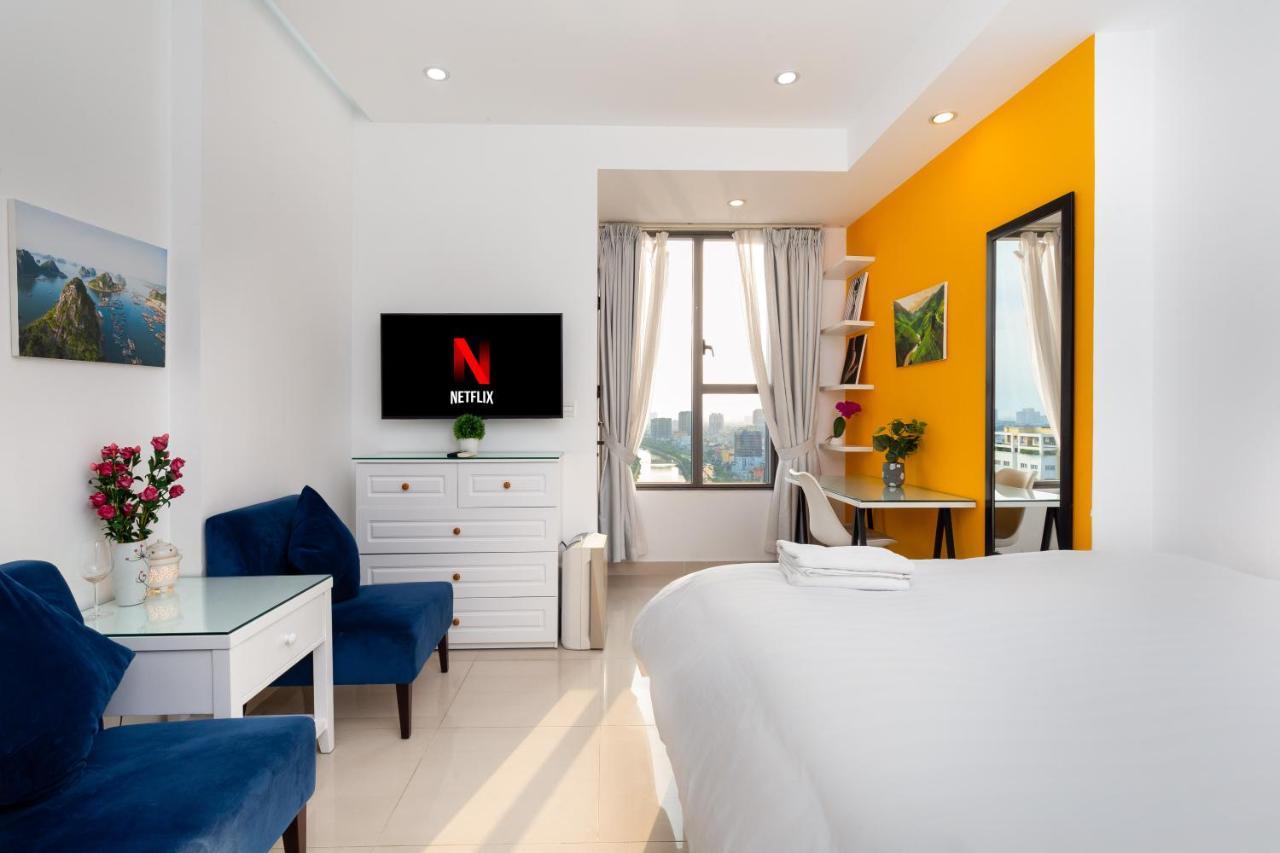 Serene Premier Apartment - River Gate ホーチミン市 エクステリア 写真