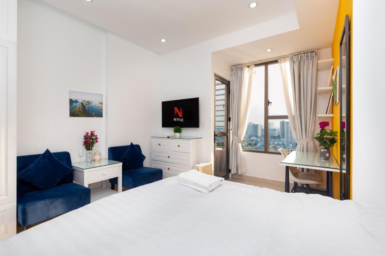 Serene Premier Apartment - River Gate ホーチミン市 エクステリア 写真